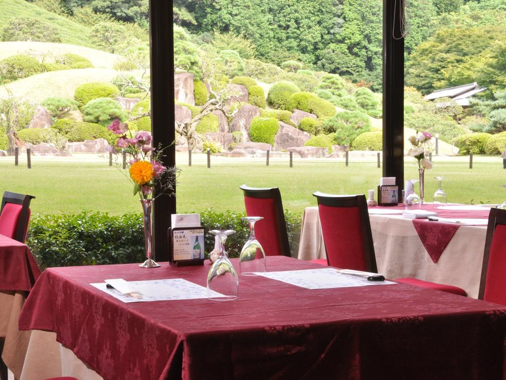 Takeo Century Hotel Bagian luar foto